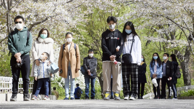 FOCUS: Beijing's battle against imported coronavirus cases baffles Japanese